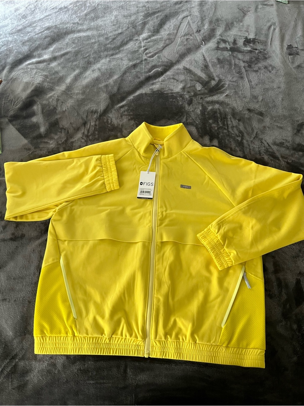 FIGS Sydney Performance  Scrub Jacket in Lifesaver Yellow